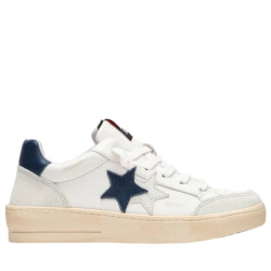 Scarpe Sneaker 2star new star in pelle bianca con dettagli in pelle.